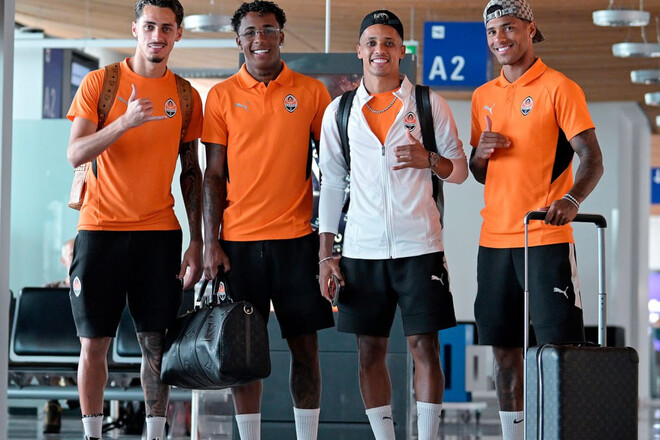 ФОТО. Следующая остановка – Стамбул. Шахтер отправился на матч с Бешикташем