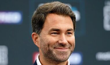 Эдди Хирн объяснил, почему Усику нужно немедленно завершить карьеру