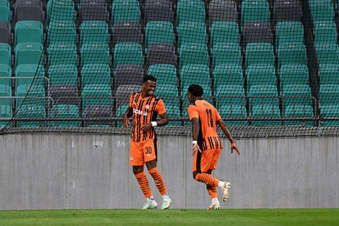 ФОТО. Шахтар прибув до Стамбула на матч з Бешикташем