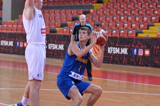 Сборная Украины U-18 по баскетболу объявила состав на ЧЕ
