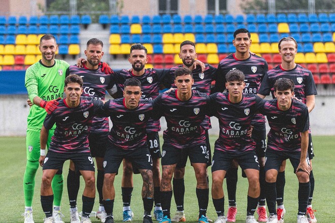 Голуби, которые не предвещают мир. Что нужно знать о Санта-Коломе