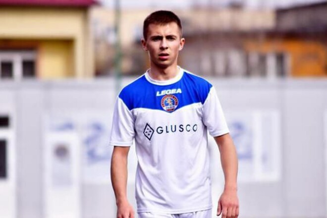 Феникс-Мариуполь подписал ещё двух новичков