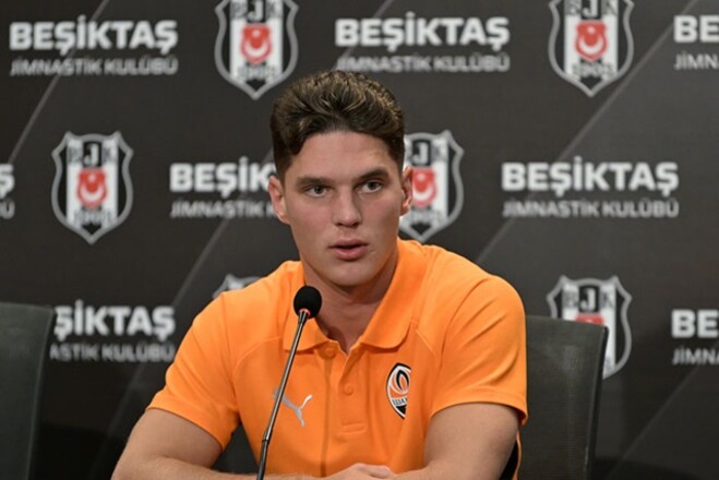 Георгий СУДАКОВ: «У меня теперь новая позиция на поле. Указание тренера»