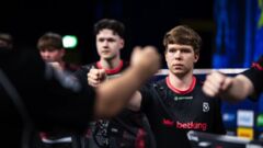 Украинцы из B8 уступили Astralis в стартовом матче IEM Cologne по CS2