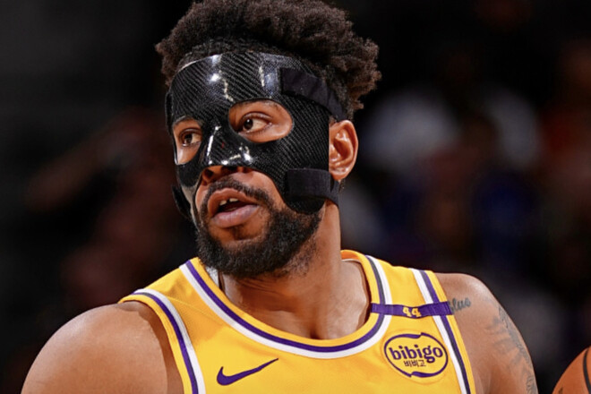 Финикс усилился игроком Лейкерс, которого недавно отчислили