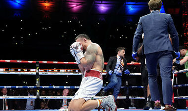 «Беззаперечний». Зірка боксу оцінив спадщину Усика