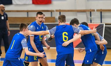 Первая победа. Украинцы уверенно обыграли Венгрию на Евроволее U16
