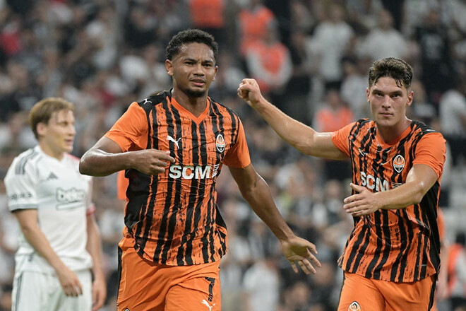 Украинцы забили 80-й мяч туркам в еврокубках