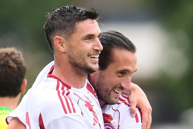 Яремчук забивает – команда выигрывает. Олимпиакос разобрал английский клуб