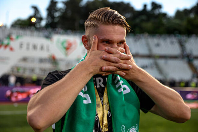 Дьекереш выберет себе 14-й номер? Кто выступал в Арсенале под этим номером?