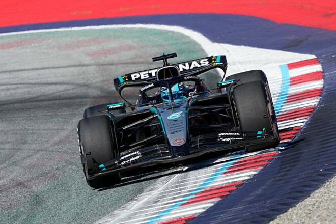 Пилоты Мерседес, Ред Булл и Альпин были вызваны к судьям. Возможные штрафы