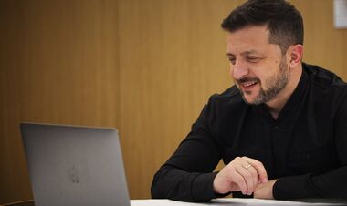 Владимир Зеленский провел разговор с президентом ФИФА и Андреем Шевченко