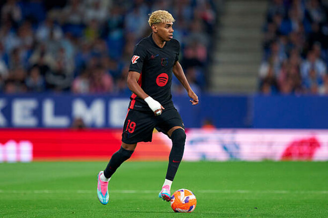 Ямаль назвал коуча, которого должна поблагодарить Барселона. Это не Флик