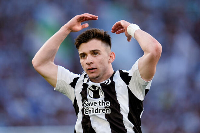 Не сложилось, как у отца. Консейсау младший летом покинет Ювентус