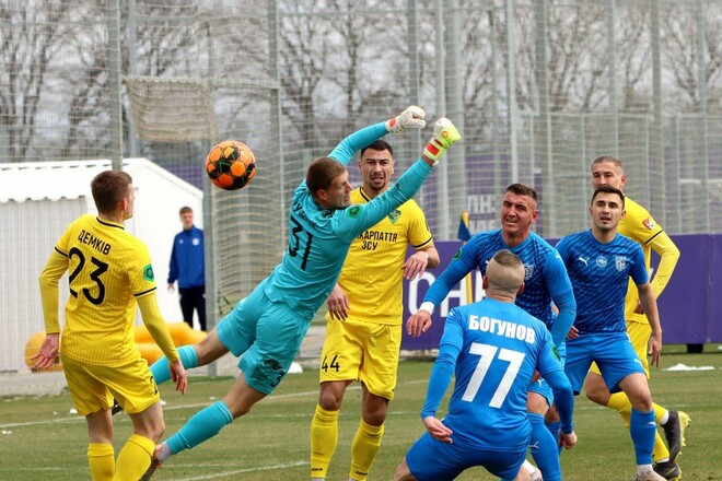 Битва лідерів. Вікторія мінімально розібралась з Прикарпаттям