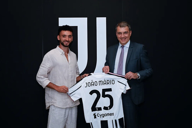 ОФИЦИАЛЬНО. Итальянский топ-клуб усилил защиту игроком из Португалии