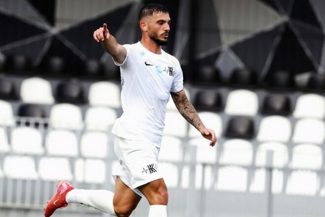 Колос проводит товарищеский матч с ФК ЮКСА. Стартовые составы