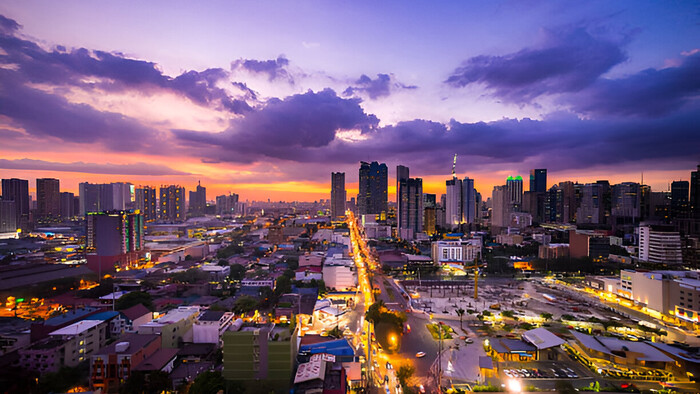 В Маниле задержали более 2500 человек за участие в нелегальных ставках