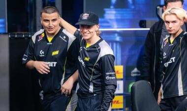 NAVI обыграли FaZe в дебютном матче на IEM Cologne по CS2