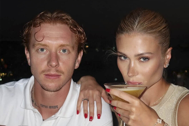 ФОТО. Футболист Шахтера сделал роскошный подарок своей возлюбленной