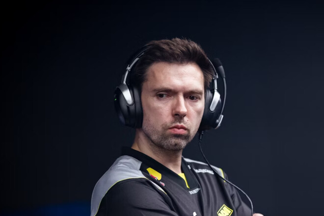 ФОТО. Тренер NAVI сломал ключицу перед официальной игрой. Что случилось?