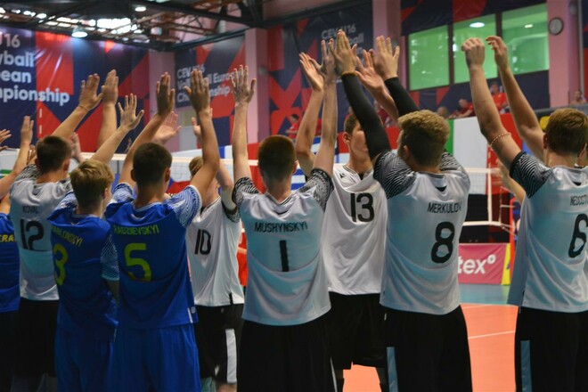 Украина снова проиграла на Евроволее и теряет шансы на полуфинал