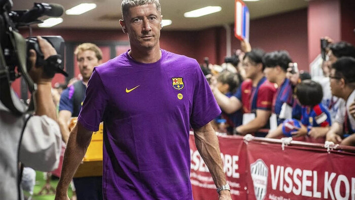 ВИДЕО. Левандовски впечатлил своим поступком в товарищеском матче