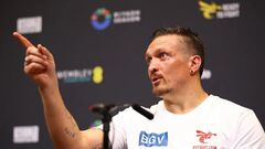 АНБЕР: «Боксерская организация лишит Усика титула, он должен уйти»