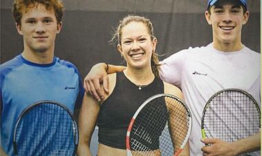 636-я ракетка в Торонто вышел на чемпиона 2024. Его сестра сыграет с Осакой