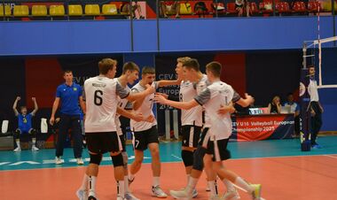 Таблица 5-го тура ЧЕ по волейболу U16. На каком месте Украина?