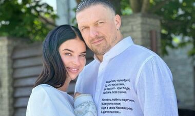 ВІДЕО. Усик показав, як відпочиває з дружиною після перемоги над Дюбуа