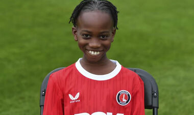 ФОТО. 10-летний футболист трагически умер: футбольная Англия в трауре