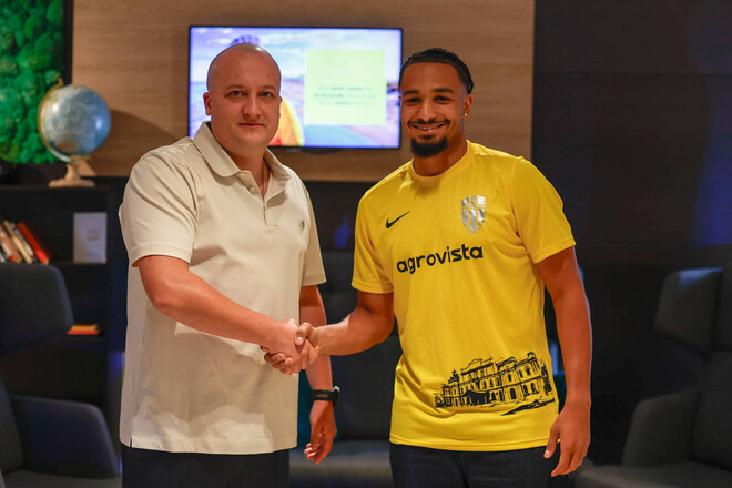 ОФИЦИАЛЬНО. Александрия подписала бывшего игрока ПСЖ