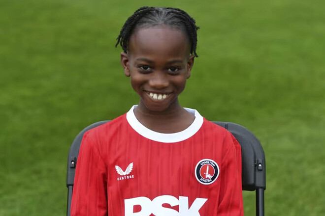 ФОТО. 10-річний футболіст трагічно помер: футбольна Англія в жалобі