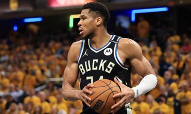 Адетокумбо набрал наибольшее количество очков за последнее десятилетие