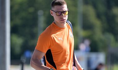 ВИДЕО. Шахтер прибыл в Польшу на ответный матч против Бешикташа