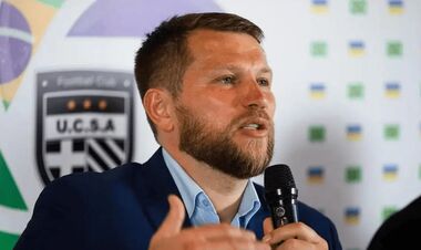 Клуб Первой лиги продлил контракт с играющим президентом клуба