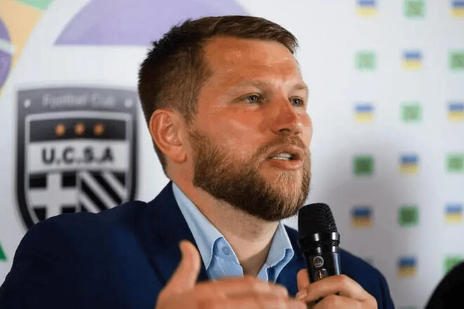 Клуб Першої ліги продовжив контракт із граючим президентом клубу