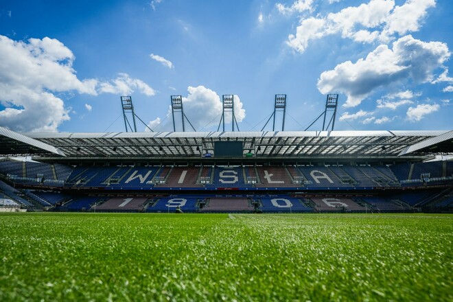 ФОТО. Как выглядит стадион в Кракове перед матчем Шахтера с Бешикташем