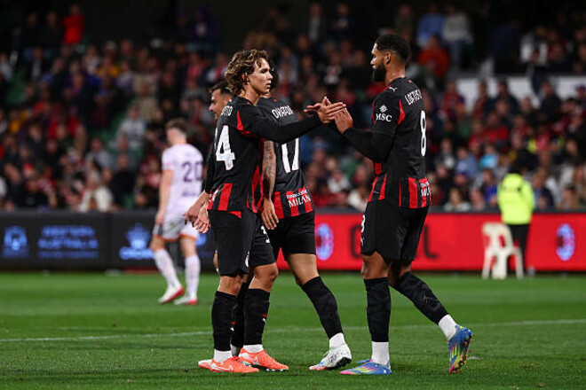 Мілан знищив Перт Глорі в товариському матчі