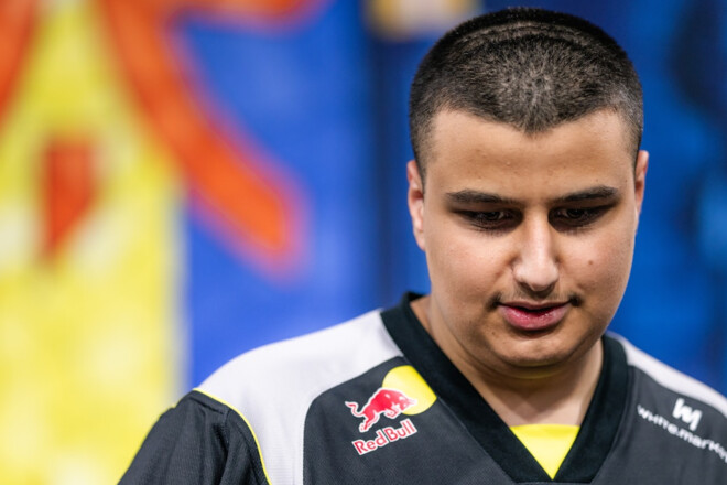 «В NAVI Junior я не играл в умный CS». Makazze о разнице уровней