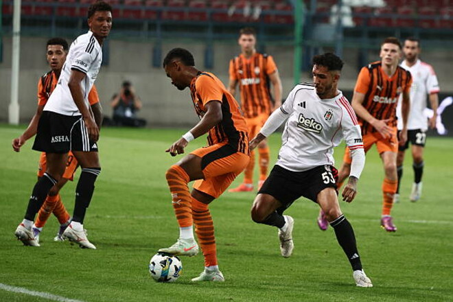 «Сыграли лучшие игры за два года». Реакция фанов на победу Шахтера