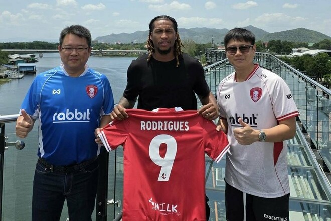 ОФИЦИАЛЬНО. Скандальный легионер покинул Динамо и уехал в Таиланд