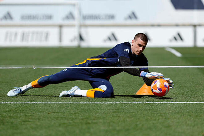 Лунин восстановился после травмы и может сыграть в матче испанской Ла Лиги