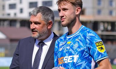 Ванат и Михавко получили награды перед стартом матча Верес – Динамо