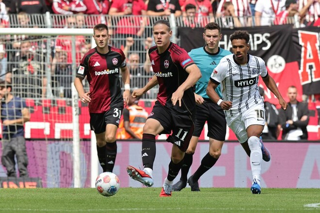 Неудачный дебют Степанова. Эльферсберг переиграл Нюрнберг