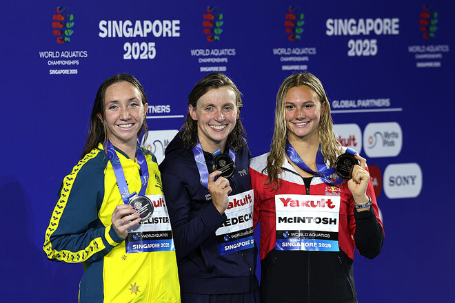 Самый эффектный заплыв и второй мировой рекорд. Как прошел 7-й день ЧМ