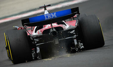 Леклер пояснив, чому розізлився на Феррарі і втратив перемогу в Угорщині