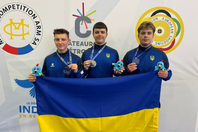 Украинское трио взяло серебро ЧЕ по стрельбе из малокалиберного оружия