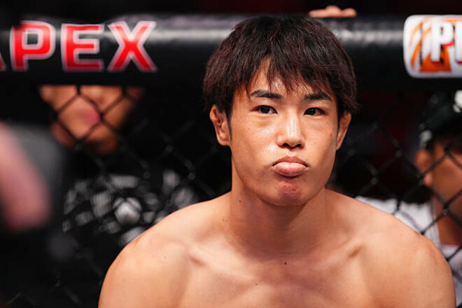 Болевой прием. Главный бой UFC в Лас-Вегасе завершился во втором раунде